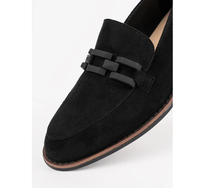 Zajímavé dámské  mokasíny černé bez podpatku