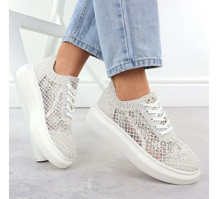 Dámské boty na platformě šněrovací bílé model 22098381 - VINCEZA