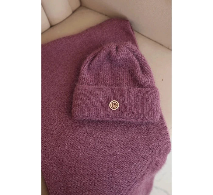 Dámský komplet s čepicí a šálou z měkké pleteniny tmavě růžový