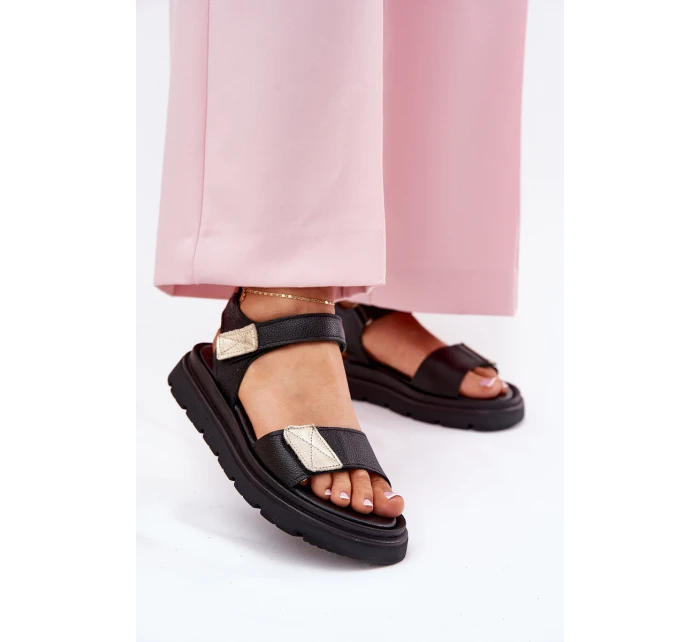 Kožené dámské sandály na platformě model 21694215 černé - Zazoo