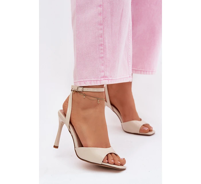 Dámské sandály na podpatku z umělé kůže béžové Olissey