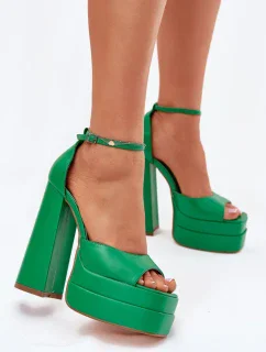 Sandály na podpatku  model 213911 Step in style