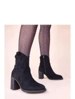 Boty na podpatku model 221033 Solea Boty na podpatku model 221033 Solea