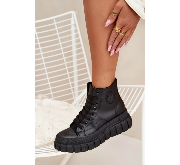 Zateplené Vysoké Tenisky Dámské Na Platformě S Zipem Černé model 21705267 - Boto Zateplené Vysoké Tenisky Dámské Na Platformě S Zipem Černé model 21705267 - Boto
