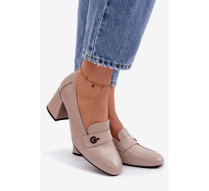 Kožené dámské polobotky na podpatku model 22100040 Béžové - VINCEZA