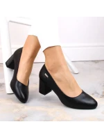 Černé lodičky Sergio Leone W SK314A s ozdobným sloupkem Černé lodičky Sergio Leone W SK314A s ozdobným sloupkem