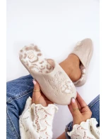 Lesklé dámské pantofle béžové Geraja Lesklé dámské pantofle béžové Geraja