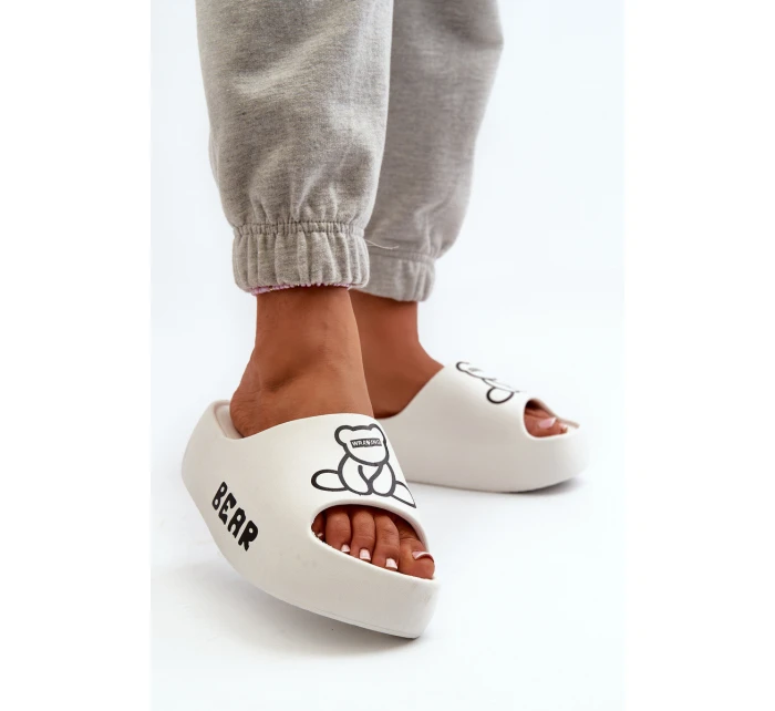 Dámské pěnové žabky na masivní podrážce s medvídkem bílé Lamira