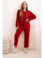 Dámská souprava máslová mikina s kapucí a kalhoty s páskem bordó Dámská souprava máslová mikina s kapucí a kalhoty s páskem bordó