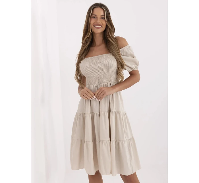 Sukienka MI SK model 21142059 beżowy - FPrice