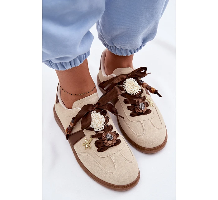 Dámské tenisky s ozdobami béžové model 22095100 - Boto Dámské tenisky s ozdobami béžové model 22095100 - Boto