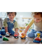 LEGO DUPLO TOWN 10445 Auta a jezdci F1 LEGO DUPLO TOWN 10445 Auta a jezdci F1