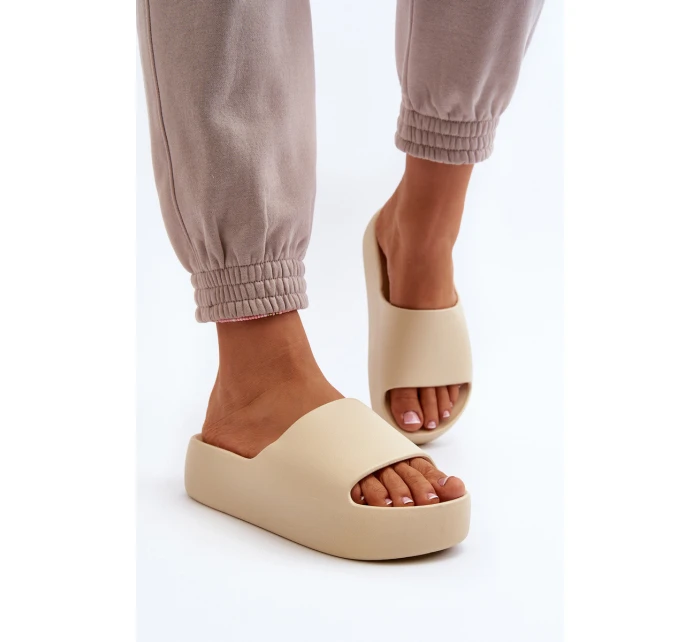 Dámské žabky na tlusté podrážce béžové model 21649938 - Boto Dámské žabky na tlusté podrážce béžové model 21649938 - Boto