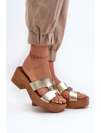 model 21661380 Kožené Elegantní Dámské Žabky S Ozdobou Zlaté - Zazoo