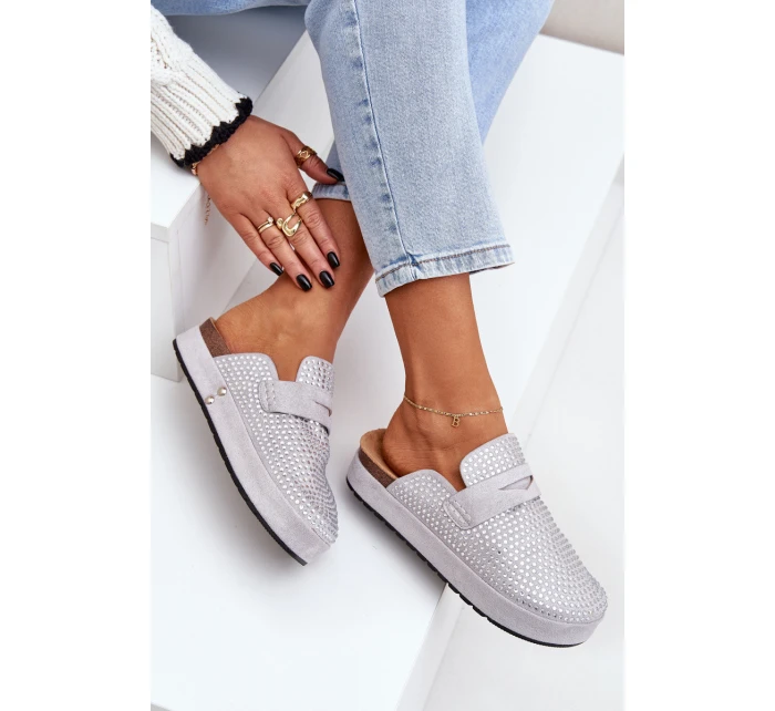 Dámské Pantofle Zdobené Kryštály Na Platformě Šedé Deorani Dámské Pantofle Zdobené Kryštály Na Platformě Šedé Deorani