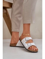 pantofle na korkové podrážce s přezkami světle šedé model 21685392 - Boto pantofle na korkové podrážce s přezkami světle šedé model 21685392 - Boto