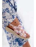 Dámské sandály z eko kůže s květinami multikolor Tosmelia Dámské sandály z eko kůže s květinami multikolor Tosmelia
