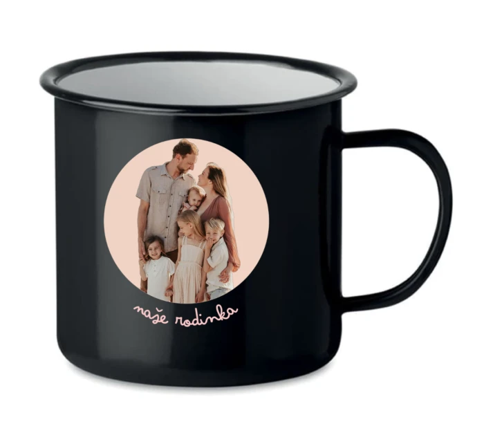 Personalizovaný retro plecháček s výřezem fotky na podkladu