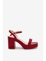 Eko kožené sandály na podpatku bordové model 21699445 - Boto Eko kožené sandály na podpatku bordové model 21699445 - Boto