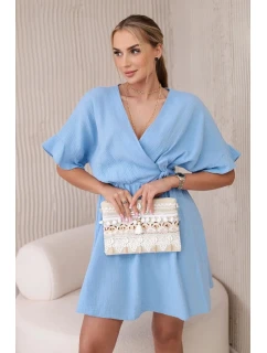 Mušelínové šaty s pasem modrý