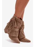 Dámské kotníkové boty na jehlovém podpatku s třásněmi a zlatými přezkami béžové model 21757497 - Boto