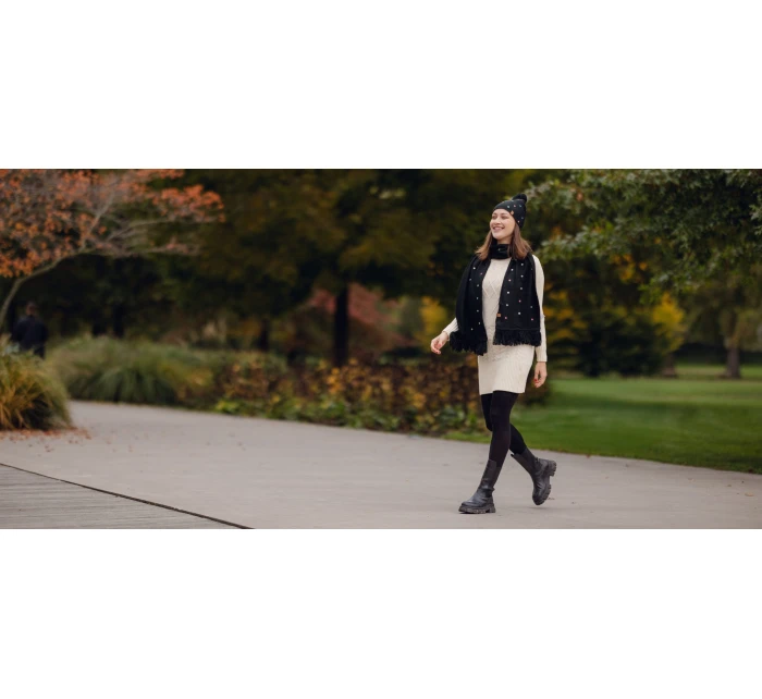 Dámský set šály a čepice Vuch Nurit Set M-Black Dámský set šály a čepice Vuch Nurit Set M-Black