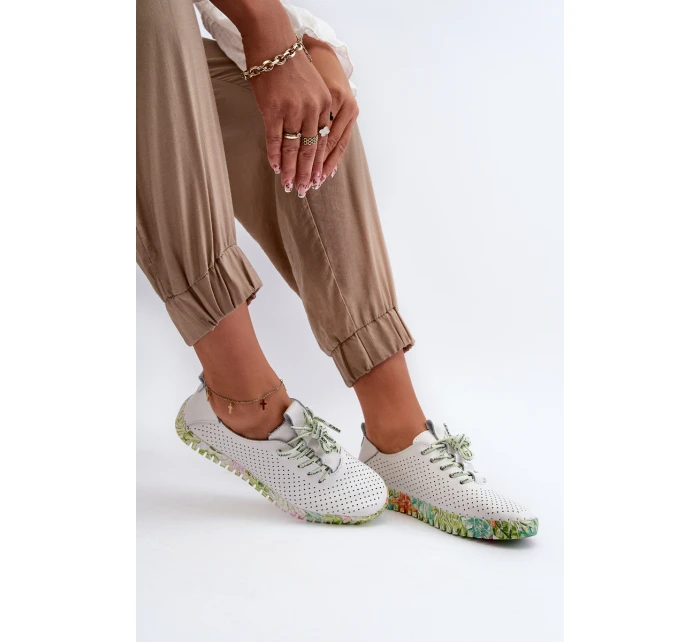 Dámské kožené polobotky se šněrováním bílé Farnalea