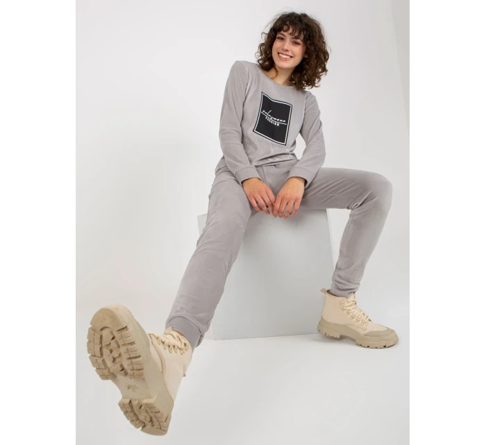 Sada RV KMPL 8440.58P světle šedá