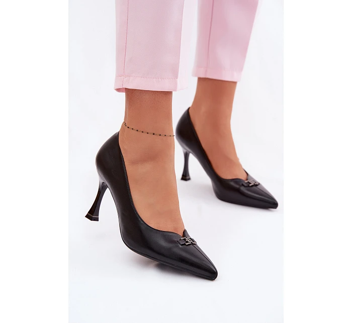 Podpatky s ozdobným detailem Vinceza 62291 Černé