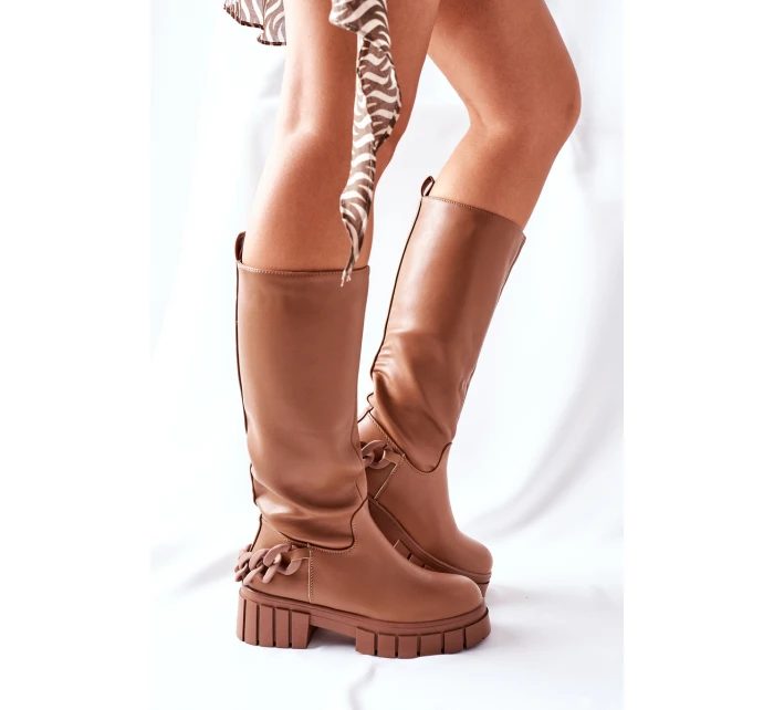 Vysoké hnědé boty s model 21561024 - Boto Vysoké hnědé boty s model 21561024 - Boto