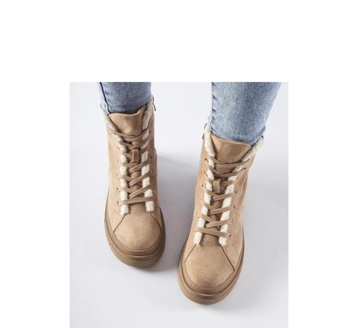 Boty model 205814 Solea Boty model 205814 Solea