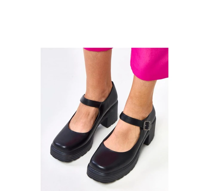 Polobotky na podpatku  model 218165 Solea