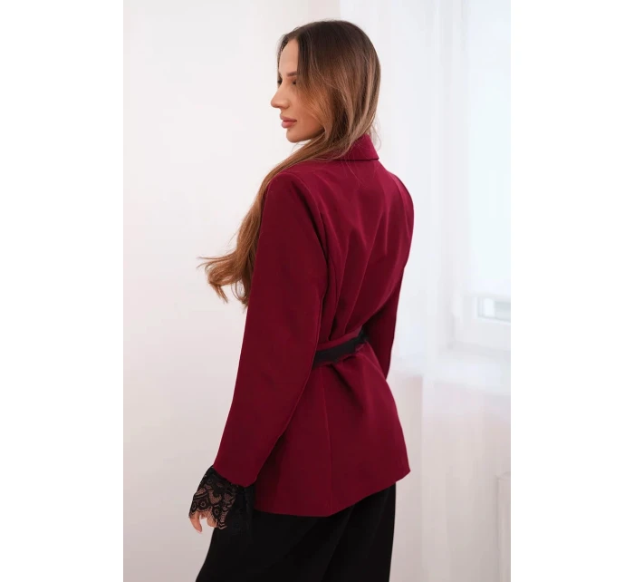 Dámský sako s páskem a krajkovým model 21774839 rukávů bordová - K-Fashion Dámský sako s páskem a krajkovým model 21774839 rukávů bordová - K-Fashion