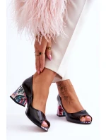 Kožené lodičky s ozdobným podpatkem Boty Černá model 21615894 - Boto Kožené lodičky s ozdobným podpatkem Boty Černá model 21615894 - Boto