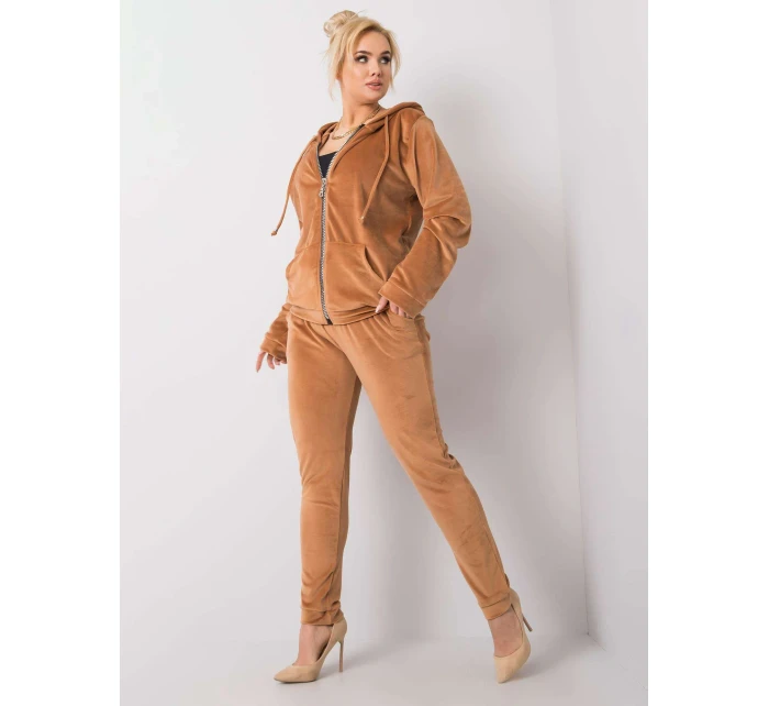 Souprava RV KMPL 5961.18X velbloud