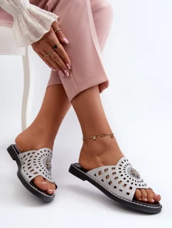 Lesklé dámské ploché pantofle se stříbrným zdobením Ebirena