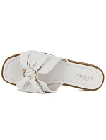 Dámské ploché žabky s mašlí bílé eVento 5479