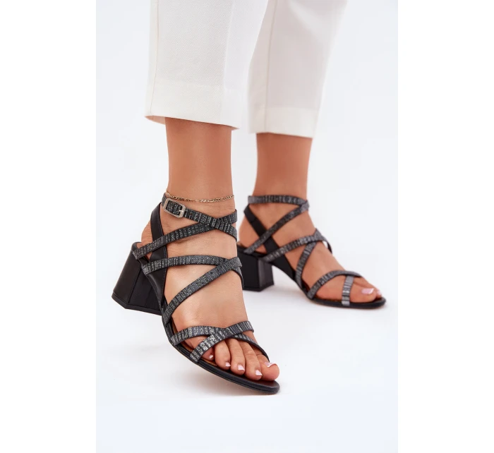 Kožené Dámské Sandály S Pásky Na Podpatku model 21702870 Černé - Maciejka