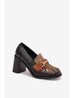 Dámské polobotky na sloupku s ražbou a zlatým detailem Novella – černo/béžové