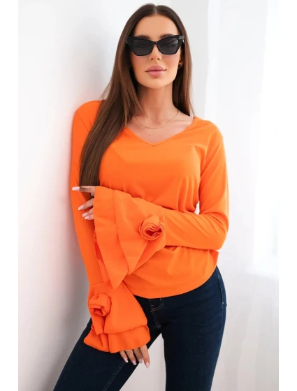 Dámská pruhovaná blůza s V výstřihem a volánky na rukávech oranžová