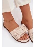 Dámské pantofle na ploché s mašlí Béžové model 21937411 - Boto