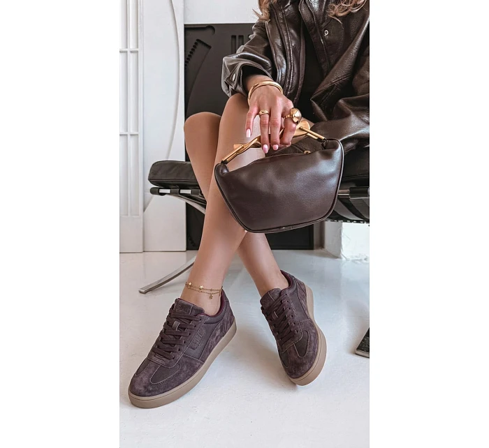 Dámské kožené semišové tenisky model 22044801 čokoládové - VINCEZA