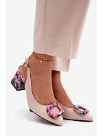 Dámské sandály na podpatku s sponou  Béžové model 22126244 - VINCEZA