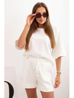 Dámská máslová souprava s halenkou s krátkým rukávem a šortkami s gumičkou ecru
