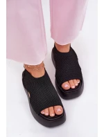 Dámské sandály na platformě černé model 21702370 - Boto Dámské sandály na platformě černé model 21702370 - Boto