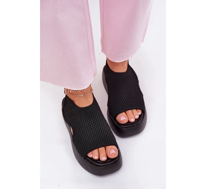 Dámské sandály na platformě černé model 21702370 - Boto Dámské sandály na platformě černé model 21702370 - Boto