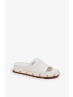 Dámské pantofle na platformě s cvočky Big Star – bílé Dámské pantofle na platformě s cvočky Big Star – bílé