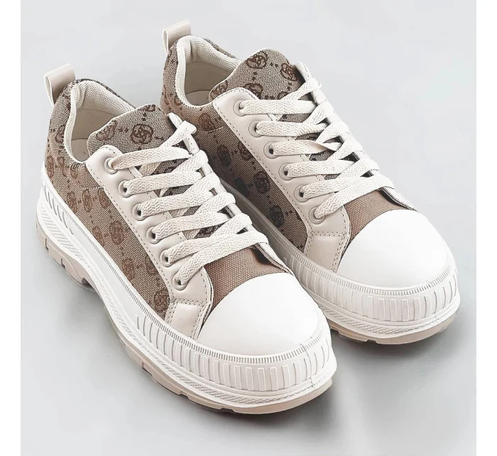 Světle béžové tenisky s vyšší podrážkou model 17229028 Světle béžové tenisky s vyšší podrážkou model 17229028