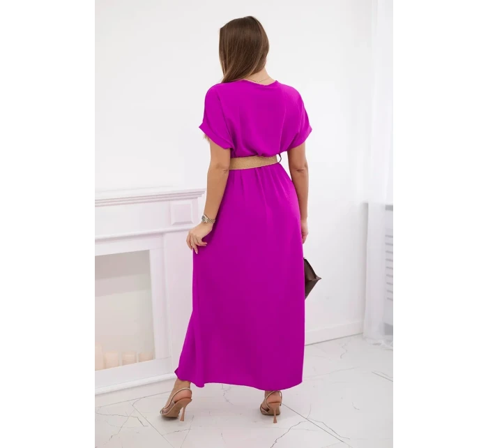 Dlouhé šaty s ozdobným páskem tmavě fialová