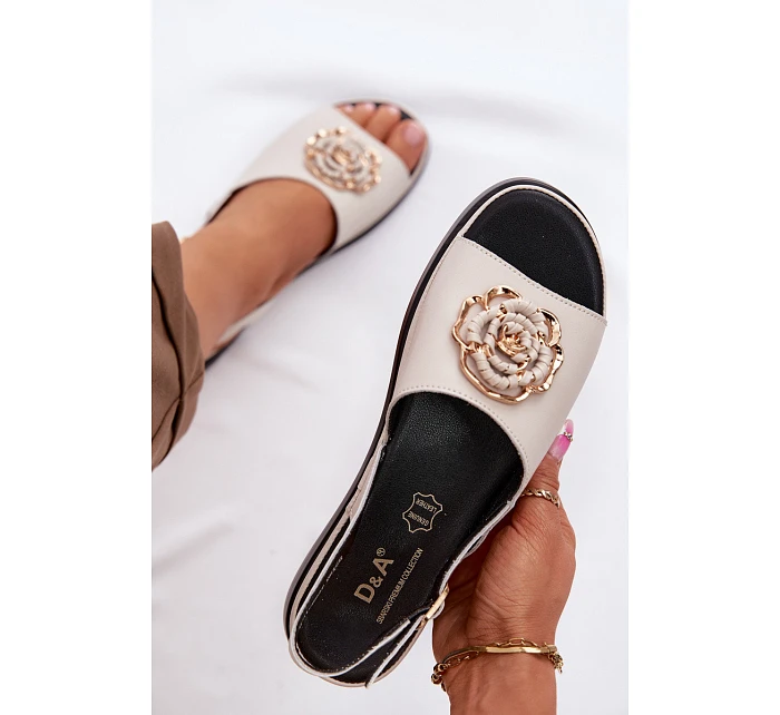 Kožené dámské sandály s ozdobným detailem D&A GR61-5937 Béžové